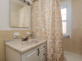 73 Westbourne St, Boston MA 02131