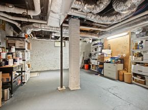 32 Hawthorn St, Cambridge MA 02138