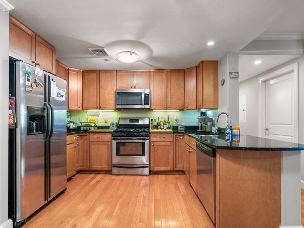 426 Main Street 205, Stoneham MA 02180