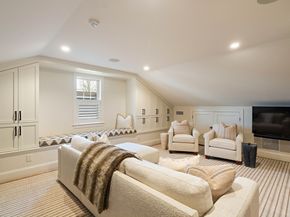 56 Crescent Rd 56, Needham MA 02494