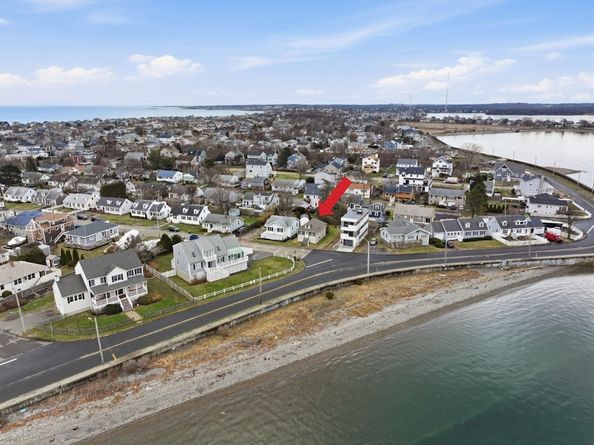 6 Touraine Ave, Hull MA 02045