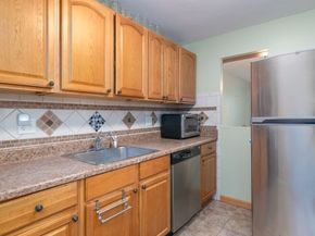 39 Cary Avenue 014, Chelsea MA 02150