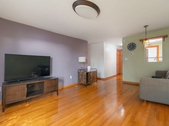 39 Cary Avenue 014, Chelsea MA 02150