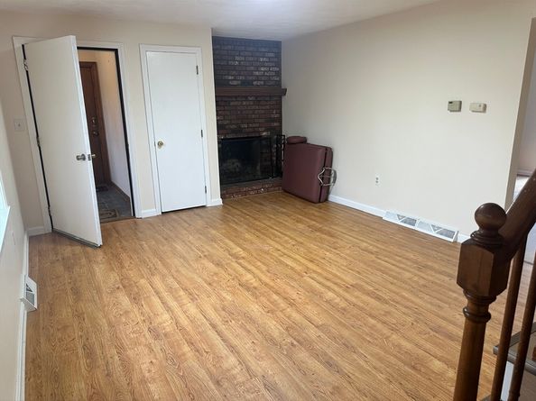 18 Tobin Ave 18, Chelmsford MA 01863