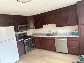 18 Tobin Ave 18, Chelmsford MA 01863