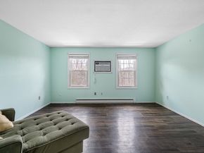 325 Ashland Ave 12, Southbridge MA 01550