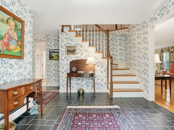 18 Coolidge Road, Wayland MA 01778