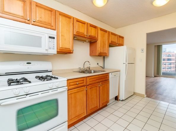 44 Washington St. 605, Brookline MA 02445