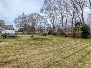 18 Howie Rd, Braintree MA 02184
