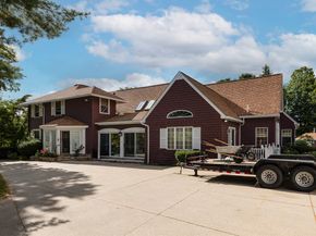 27 Old Upton Rd, Grafton MA 01519
