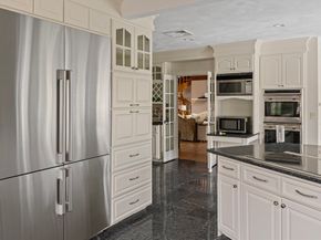 27 Old Upton Rd, Grafton MA 01519