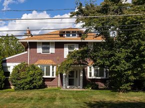 27 Old Upton Rd, Grafton MA 01519
