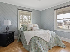 27 Old Upton Rd, Grafton MA 01519