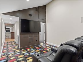 16 Huckleberry Hill Road, Lincoln MA 01773