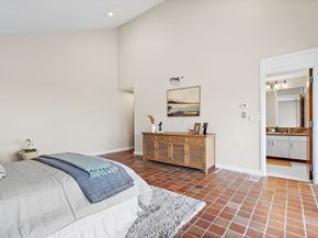 16 Huckleberry Hill Road, Lincoln MA 01773