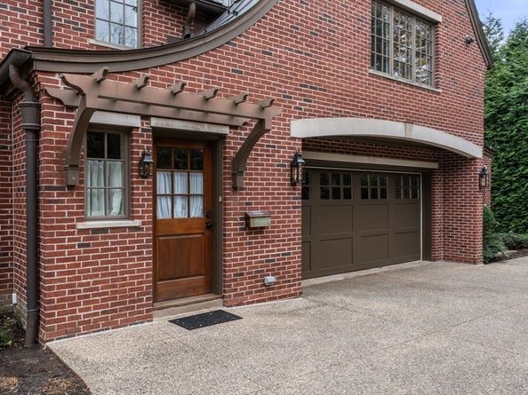 66 Montrose St, Newton MA 02458