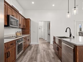 22 Woodbury St, Gloucester MA 01930