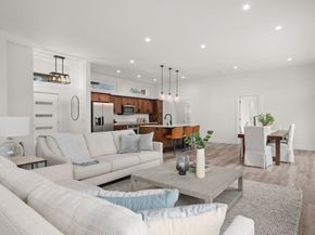22 Woodbury St, Gloucester MA 01930