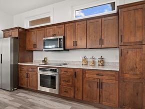 22 Woodbury St, Gloucester MA 01930