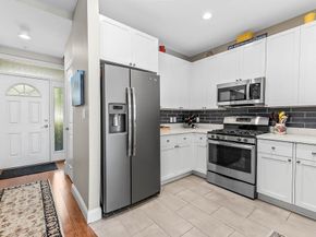 70 Endicott St 401, Norwood MA 02062