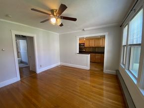 100.5 Main Q, Andover MA 01810