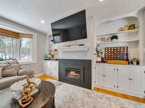 8 Ridgefield Rd, Norfolk MA 02056