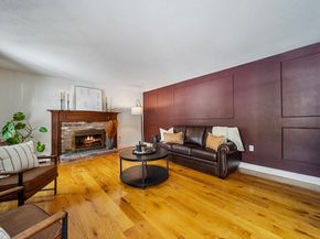 8 Ridgefield Rd, Norfolk MA 02056