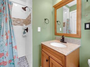 4 Richard Cir, Andover MA 01810