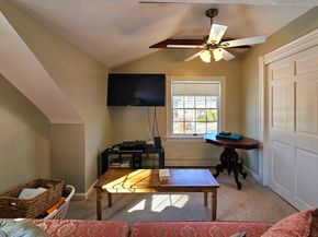 84 Cameron Rd, Norwood MA 02062