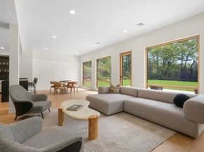 12 Robin Rd, Weston MA 02493