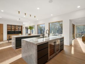 12 Robin Rd, Weston MA 02493