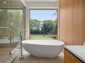 12 Robin Rd, Weston MA 02493