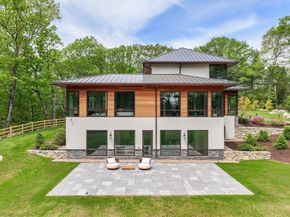 12 Robin Rd, Weston MA 02493