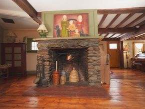 5 Putnam Hill Rd, Sutton MA 01590