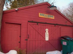 5 Putnam Hill Rd, Sutton MA 01590
