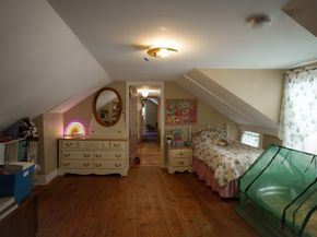 5 Putnam Hill Rd, Sutton MA 01590