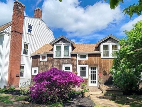 5 Putnam Hill Rd, Sutton MA 01590