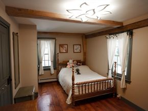 5 Putnam Hill Rd, Sutton MA 01590