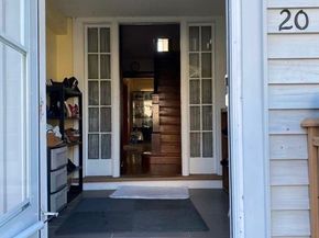 20 Ellington Rd, Quincy MA 02170