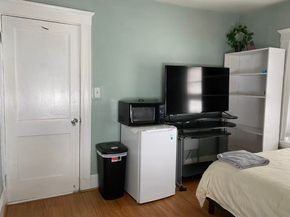 20 Ellington Rd, Quincy MA 02170