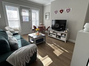 4 7 Englewood Ave, Boston MA 02135