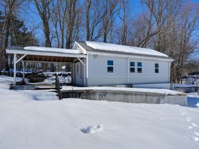 1-2-3-4 Glendale Rd, Hudson MA 01749