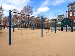 123-125 Centre St TH6, Boston MA 02124