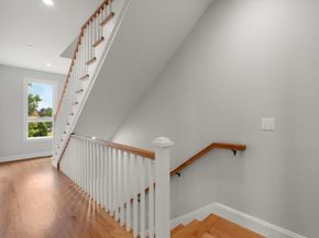 123-125 Centre St TH6, Boston MA 02124