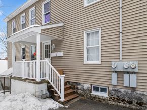 404 High St, Webster MA 01570