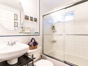 76 Business St, Boston MA 02136