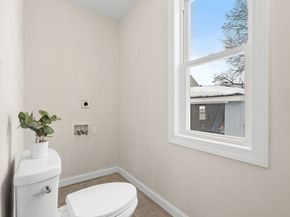 45 Como Rd, Boston MA 02136