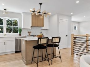 122 Woodruff Ave 122, Medford MA 02155