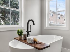 122 Woodruff Ave 122, Medford MA 02155