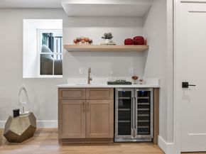 122 Woodruff Ave 122, Medford MA 02155